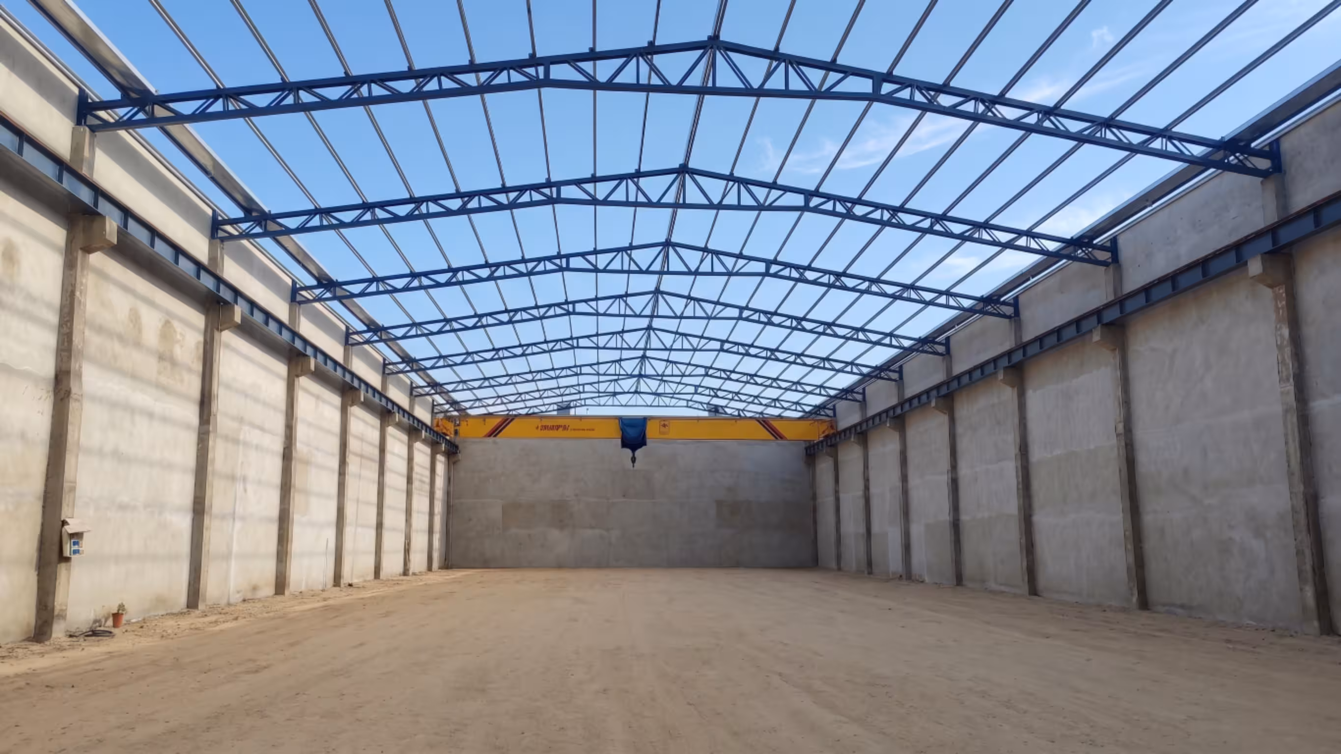 Avance de obra en nave industrial Merlo